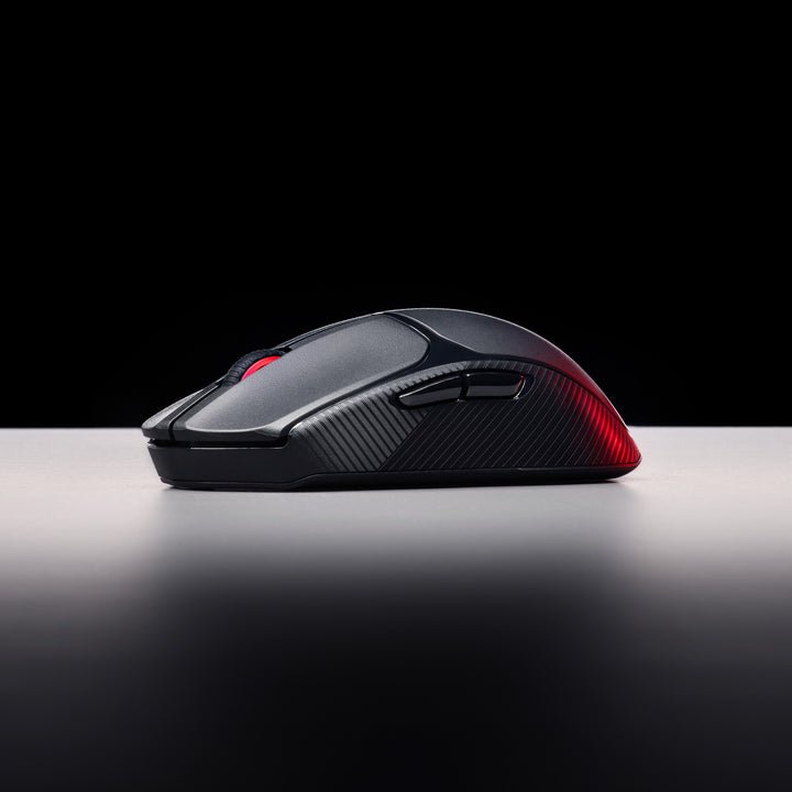 Pulsefire Fuse-עכבר על שולחן