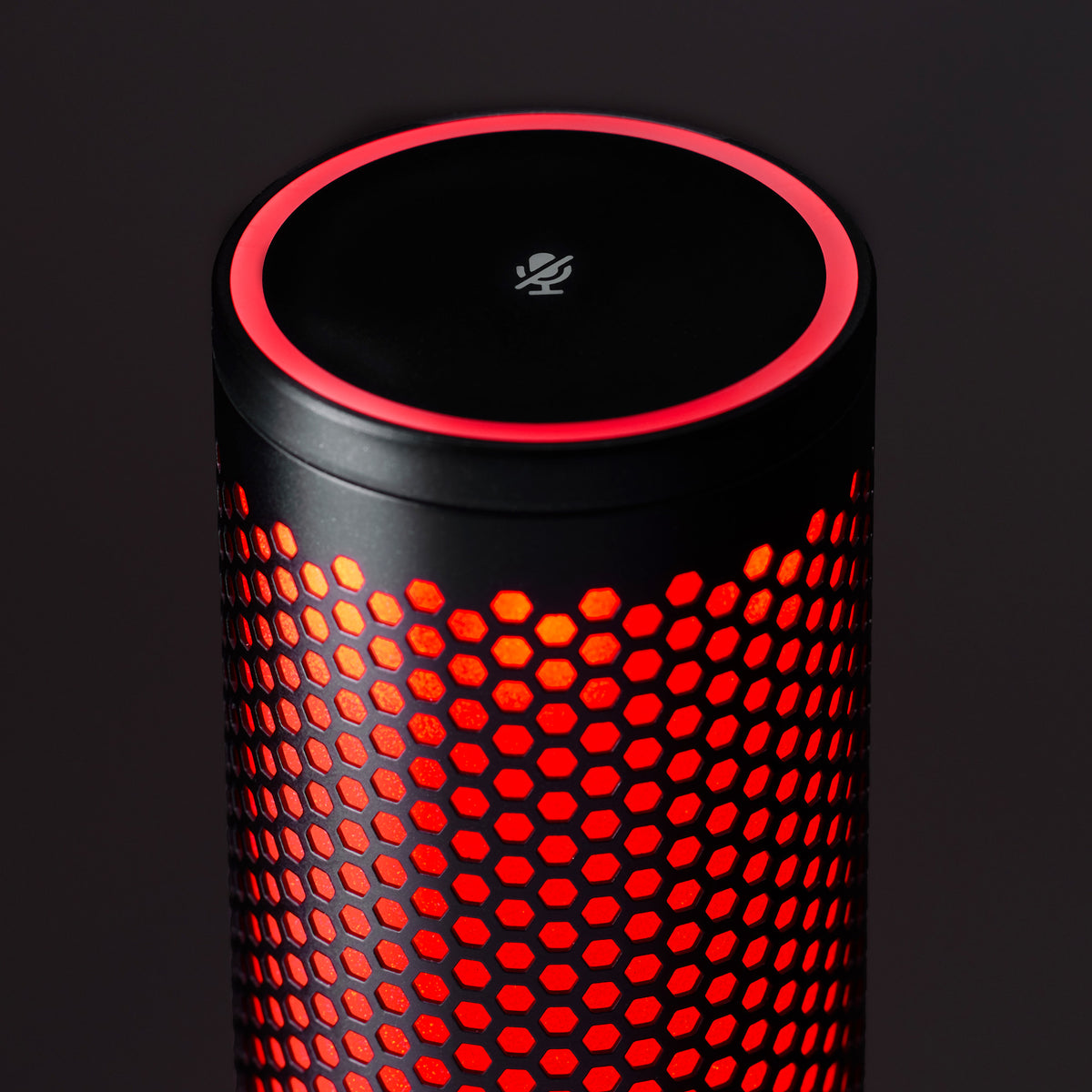 LED status light indicating microphone activity